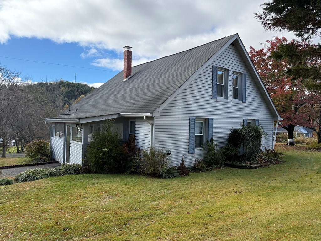 502 Powerhouse Road Independence, VA 24348 - Photo 7 of 57 Gallery Image 7