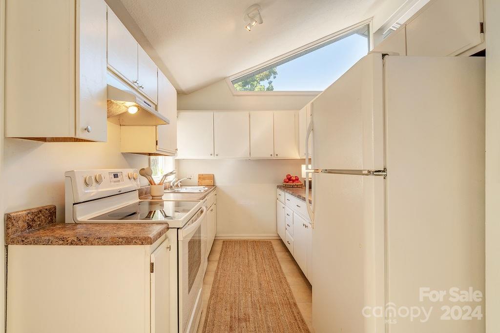 32 Winthrop Road Asheville, NC 28806 - Photo 13 of 29 Gallery Image 13