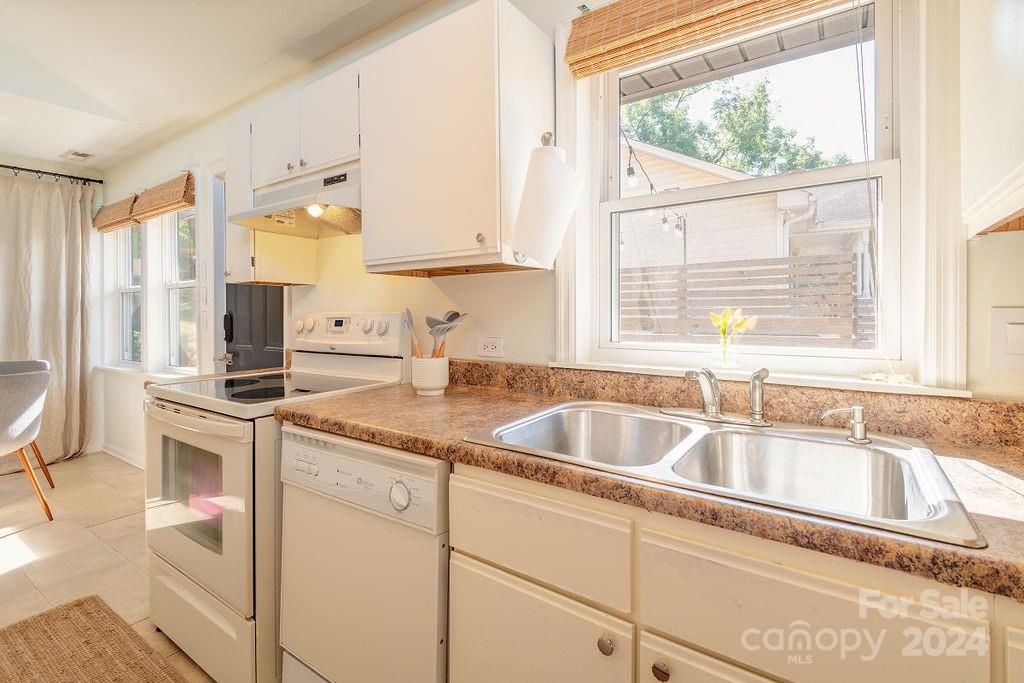 32 Winthrop Road Asheville, NC 28806 - Photo 15 of 29 Gallery Image 15