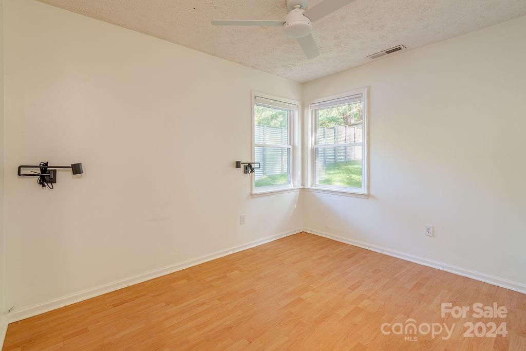 32 Winthrop Road Asheville, NC 28806 - Photo 20 of 29 Gallery Image 20