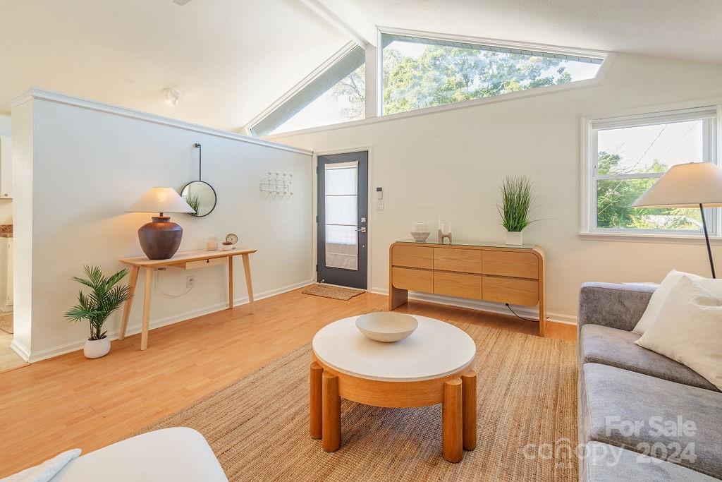 32 Winthrop Road Asheville, NC 28806 - Photo 5 of 29 Gallery Image 5