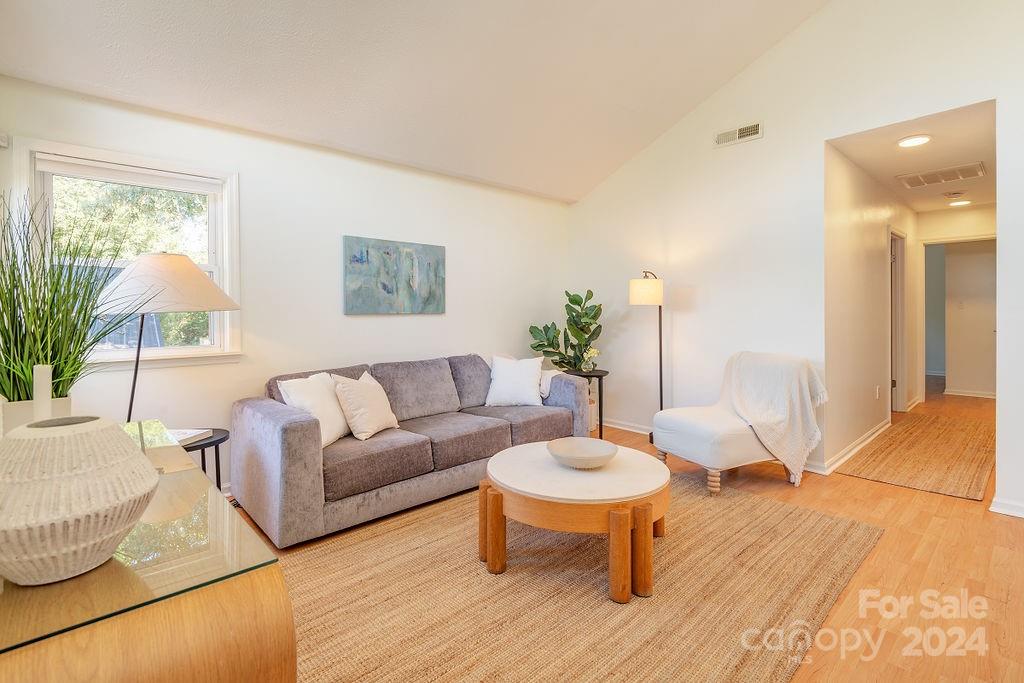 32 Winthrop Road Asheville, NC 28806 - Photo 7 of 29 Gallery Image 7