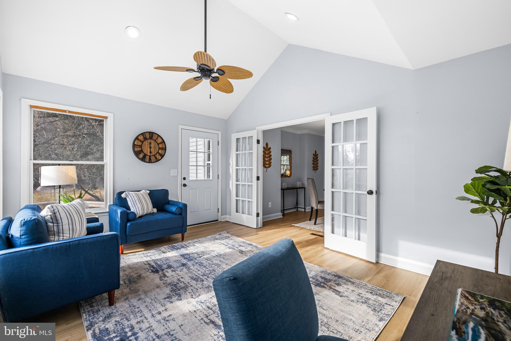 3533 Stansbury Mill Road Phoenix, MD 21131 - Photo 21 of 47 a living room with furniture and a window