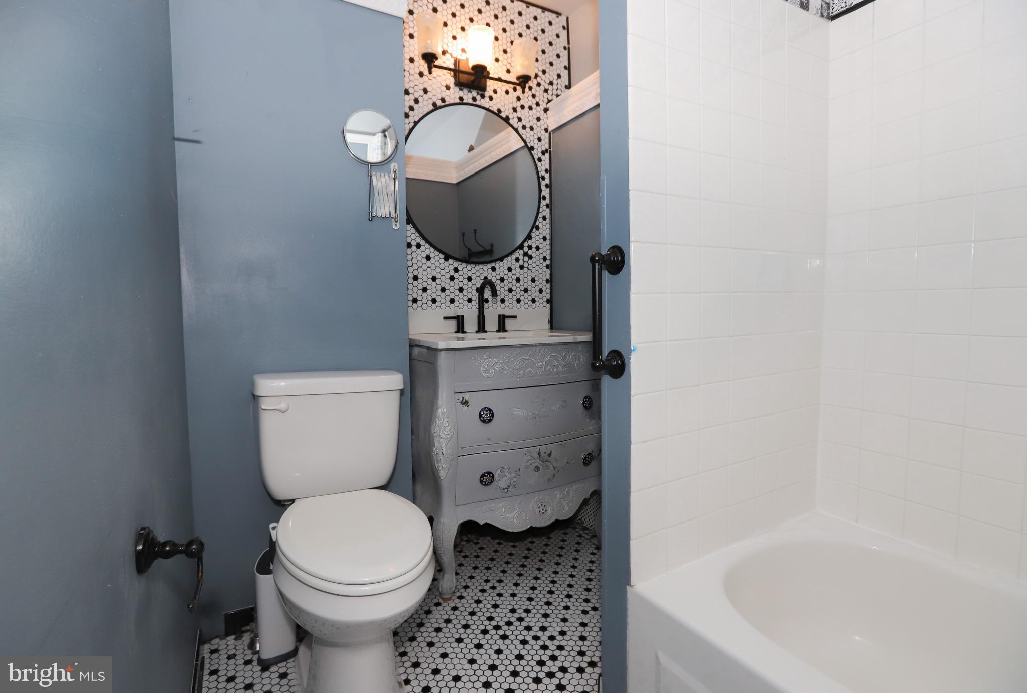 4357 Edgemont Street Philadelphia, PA 19137 - Photo 13 of 20