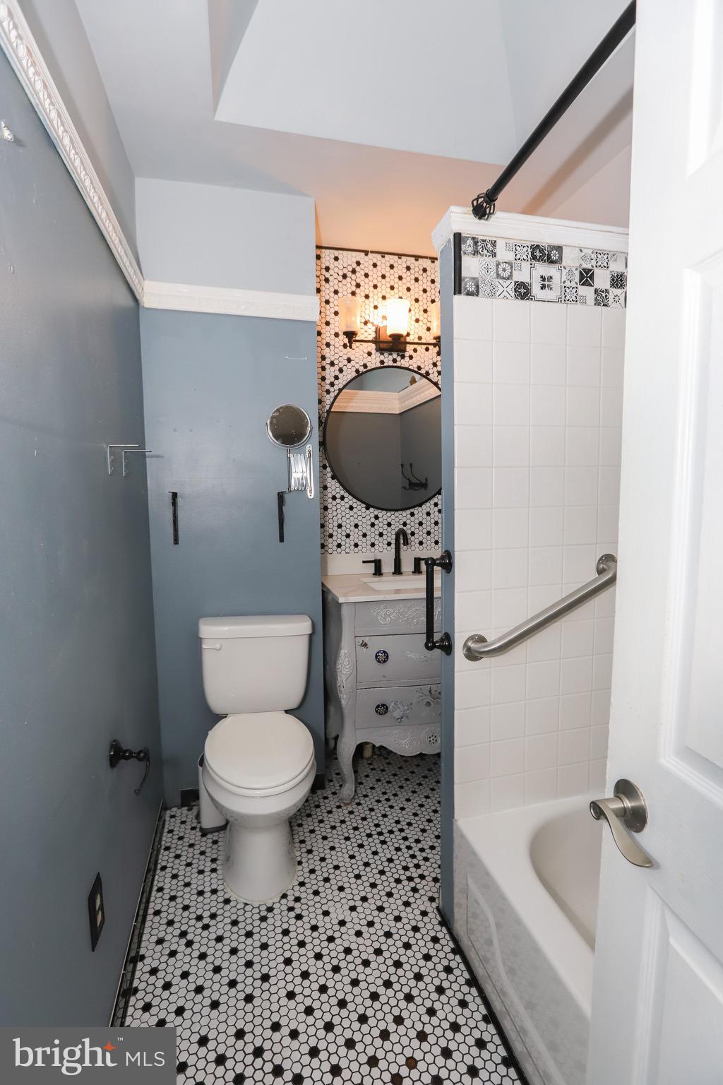 4357 Edgemont Street Philadelphia, PA 19137 - Photo 14 of 20