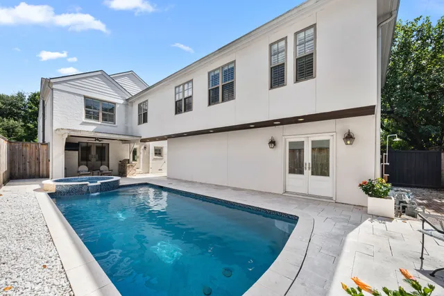 $1,699,000 | 1741 Banks Street, Houston, TX 77098
