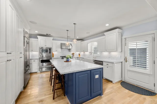 $1,699,000 | 1741 Banks Street, Houston, TX 77098