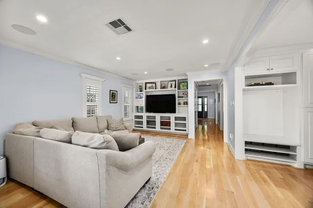 $1,699,000 | 1741 Banks Street, Houston, TX 77098