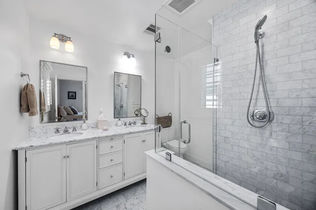 $1,699,000 | 1741 Banks Street, Houston, TX 77098