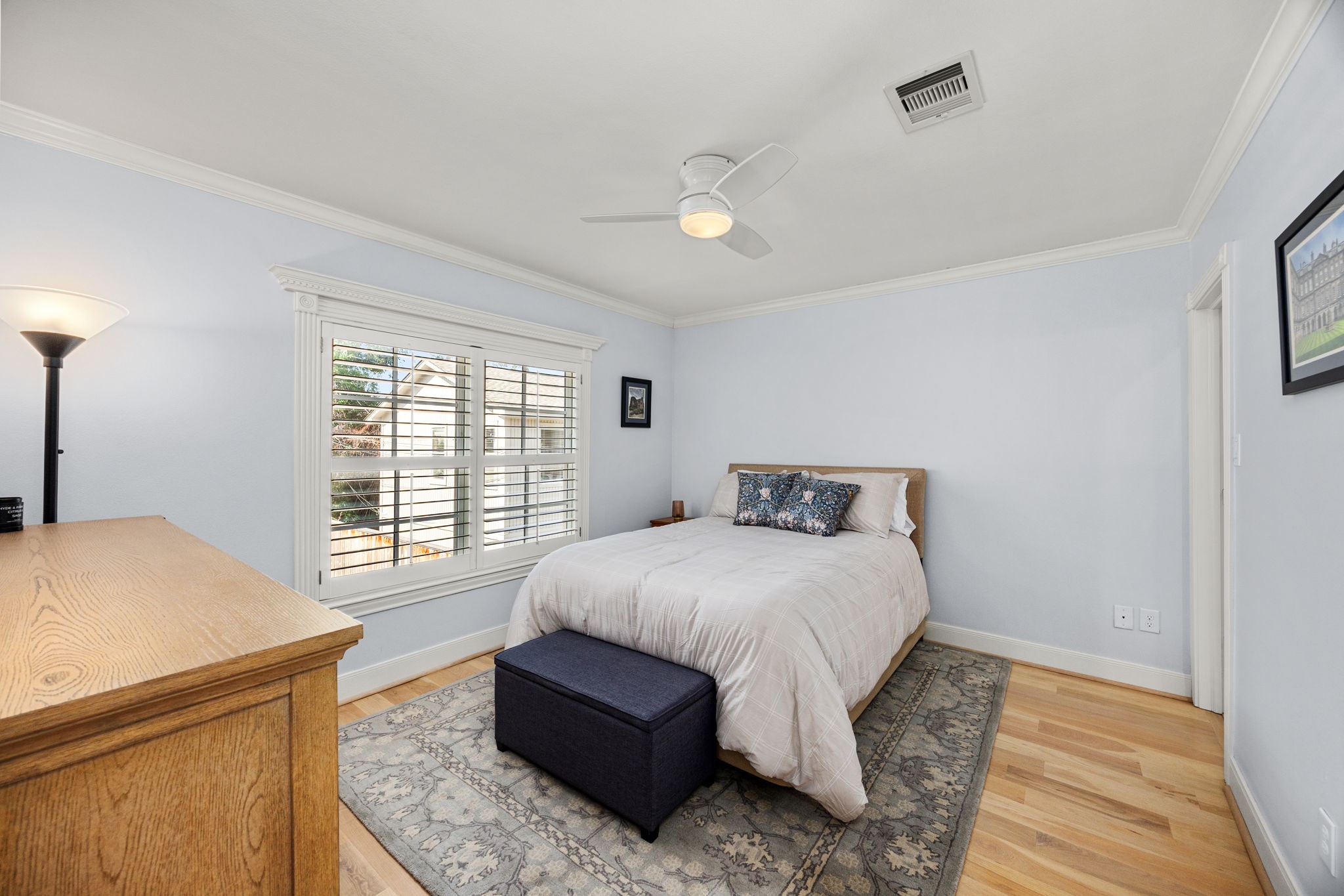 1741 Banks Street Houston, TX 77098 - Photo 30 of 50