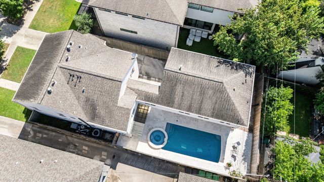 $1,699,000 | 1741 Banks Street, Houston, TX 77098