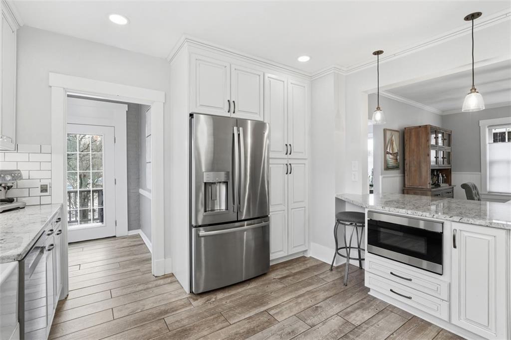 813 Academy Place Pittsburgh, PA 15243 - Photo 12 of 25