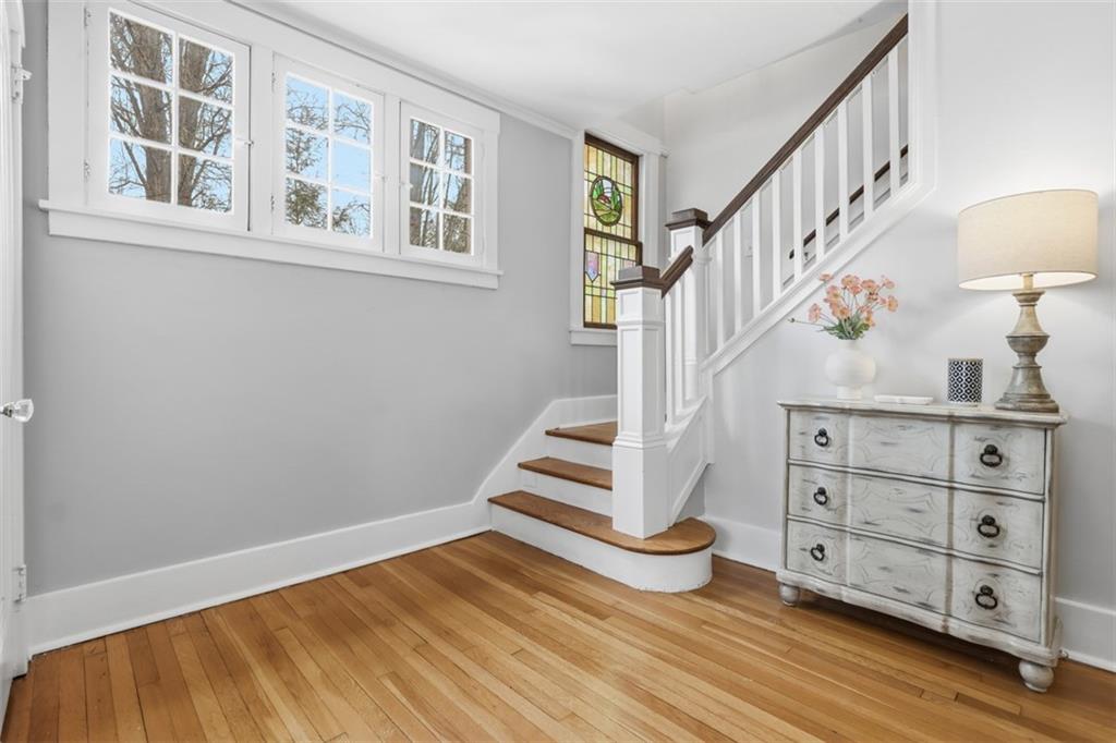 813 Academy Place Pittsburgh, PA 15243 - Photo 5 of 25