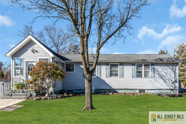 $449,000 | 18 Avenue B, Helmetta, NJ 08828