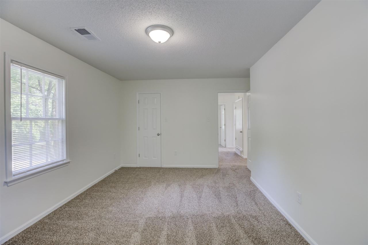 2343 Lynnfield Road Memphis, TN 38119 - Photo 13 of 23 Gallery Image 13