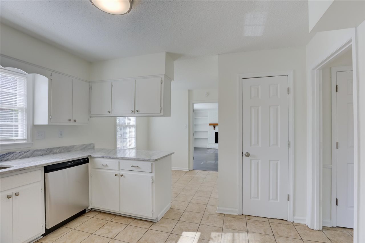 2343 Lynnfield Road Memphis, TN 38119 - Photo 9 of 23 Gallery Image 9
