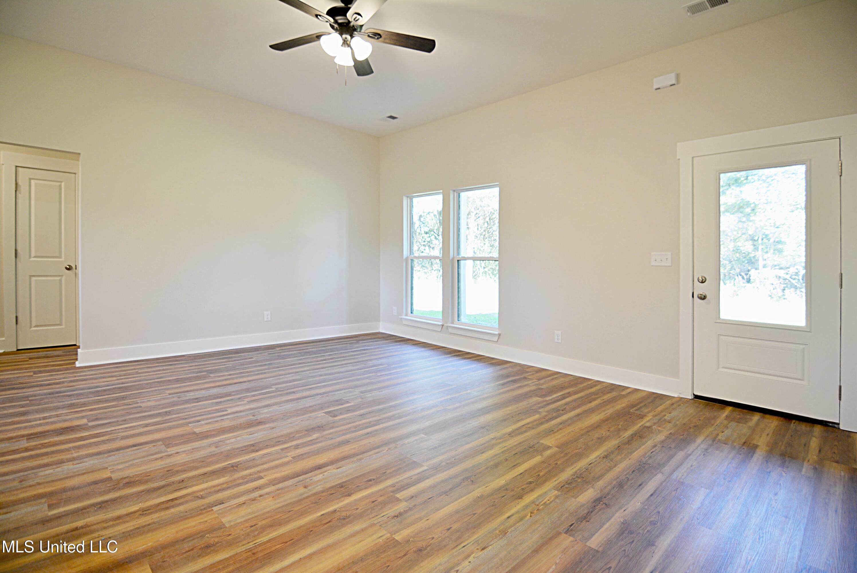 350 Tribble Road Holly Springs, MS 38635 - Photo 3 of 25 Great Room from Garage Side