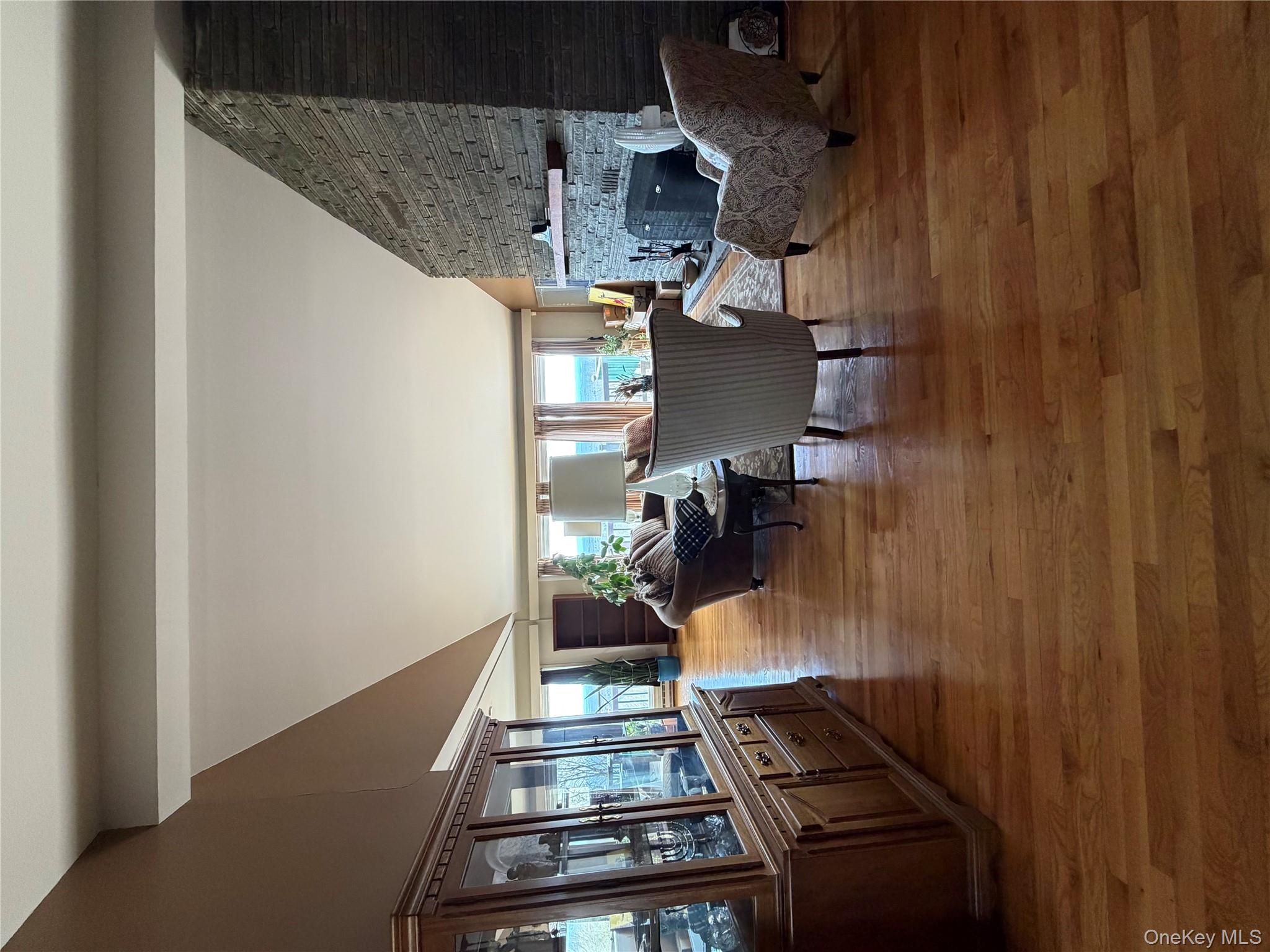 329 Mountain Road Bloomingburg, NY 12721 - Photo 8 of 20