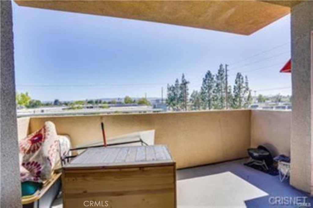 9610 Zelzah Avenue, Unit 310 Northridge, CA 91325 - Photo 14 of 32 a view of a terrace with sky view