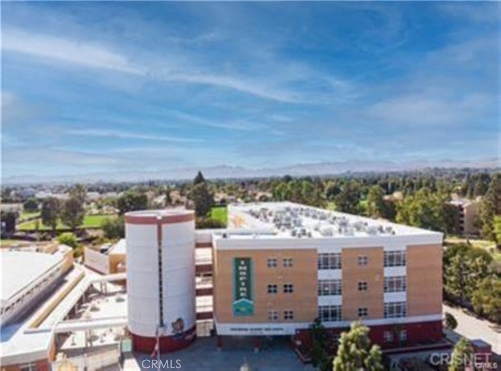 9610 Zelzah Avenue, Unit 310 Northridge, CA 91325 - Photo 25 of 32 an aerial view of a house with a yard