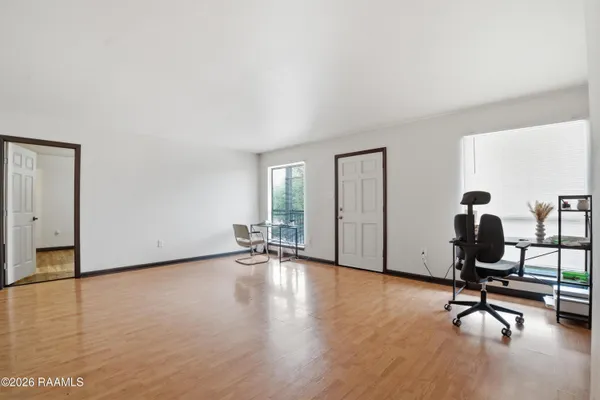 $90,000 | 701 South College Road, Unit 307, Lafayette, LA 70503