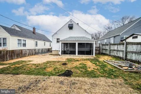 $299,999 | 2619 Canterbury Road, Parkville, MD 21234