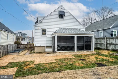 $299,999 | 2619 Canterbury Road, Parkville, MD 21234