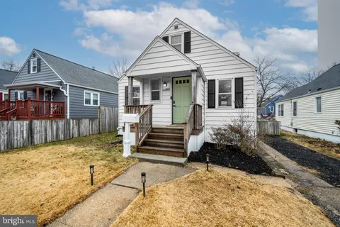 $299,999 | 2619 Canterbury Road, Parkville, MD 21234