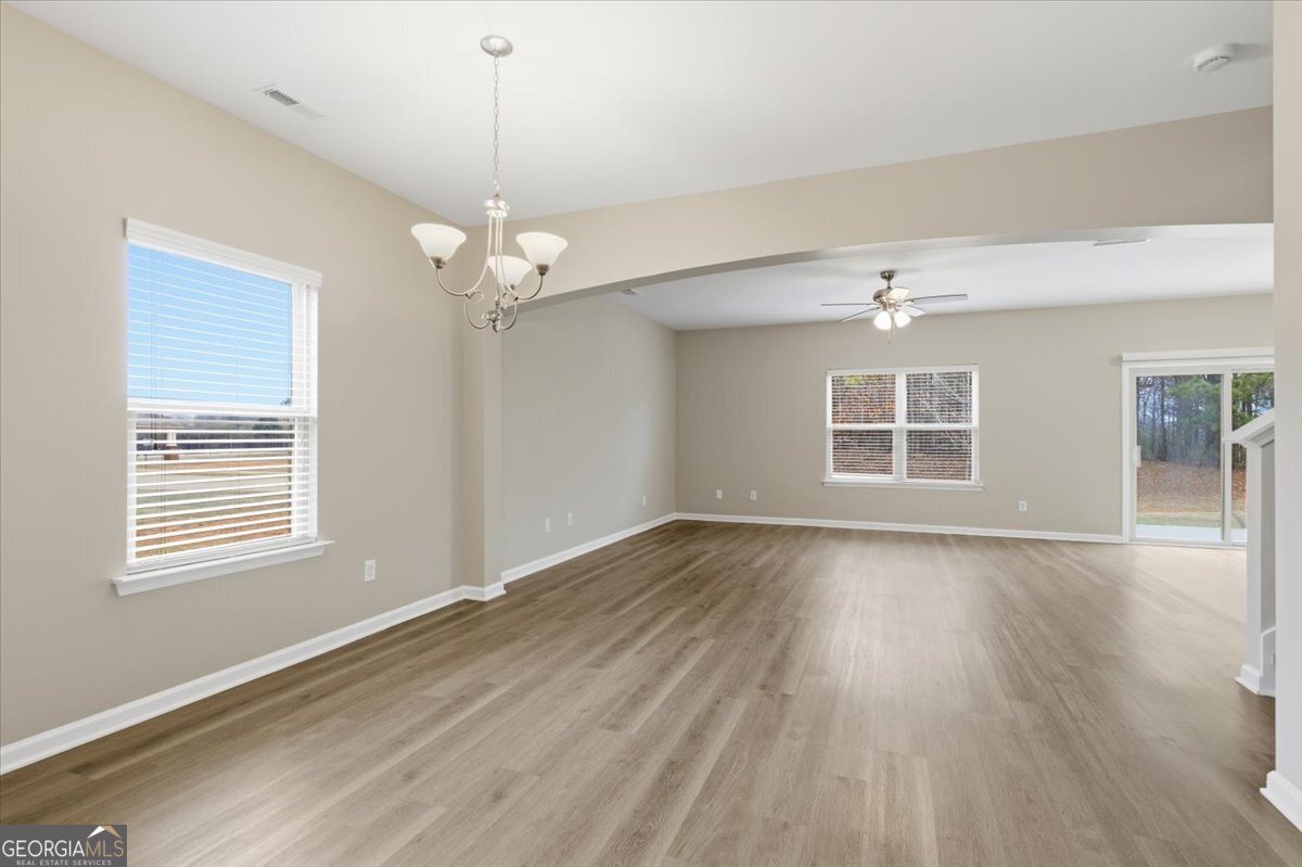 395 Bandelier Circle Hampton, GA 30228 - Photo 8 of 40