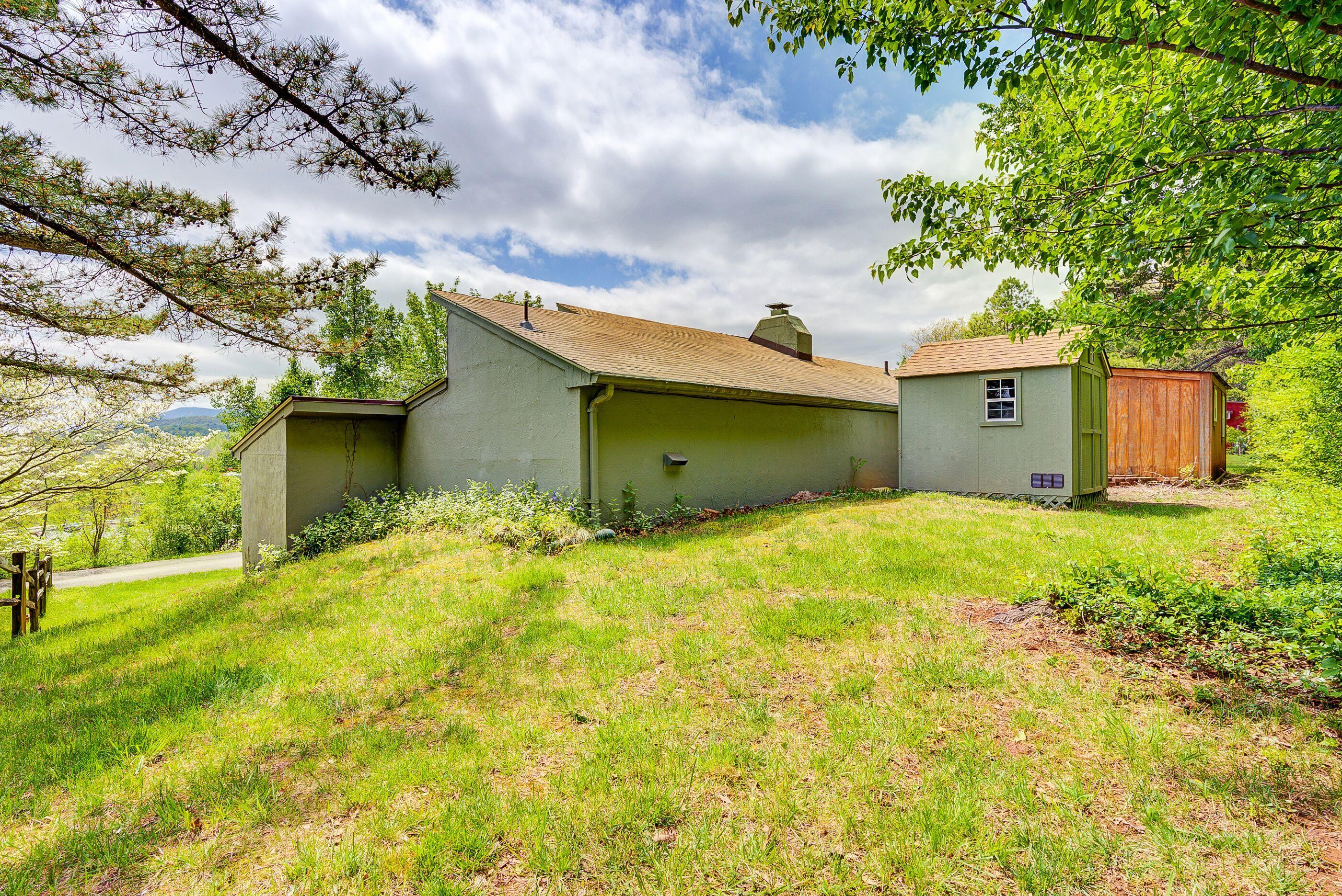6210 Merriman Road Roanoke, VA 24018 - Photo 22 of 23 V51mMVGA