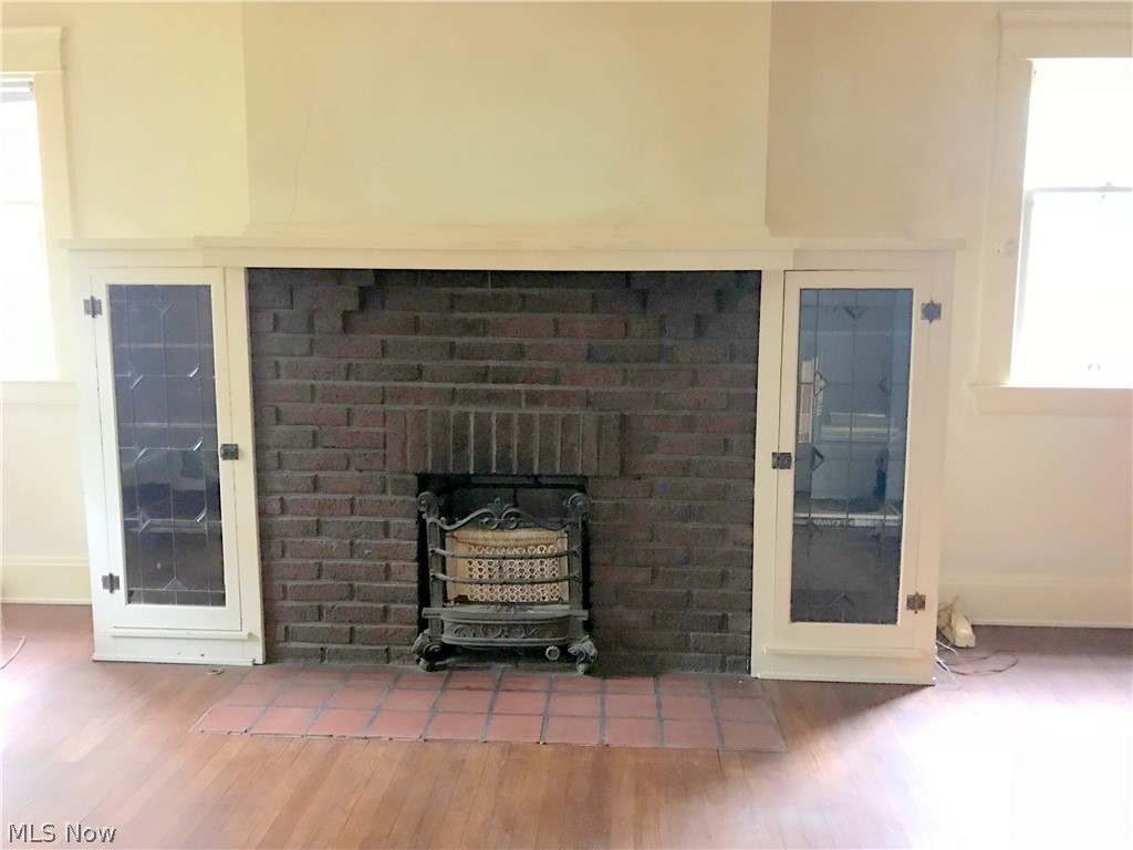 3232 East Fairfax Road Cleveland, OH 44118 - Photo 3 of 25 Gallery Image 3