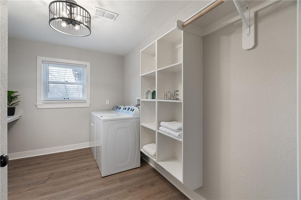 8320 Kickapoo Street De Soto, KS 66018 - Photo 11 of 29