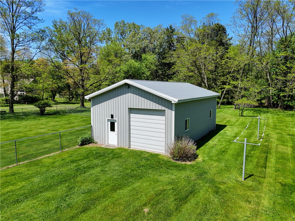 472 Vosburg Road Webster, NY 14580 - Photo 4 of 50