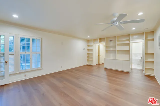 a view of walk in closet