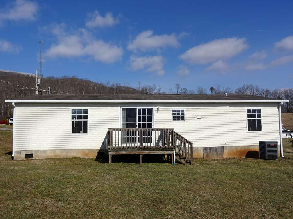 199 Panhandle Road Elizabethton, TN 37643 - Photo 19 of 26 Photo 19