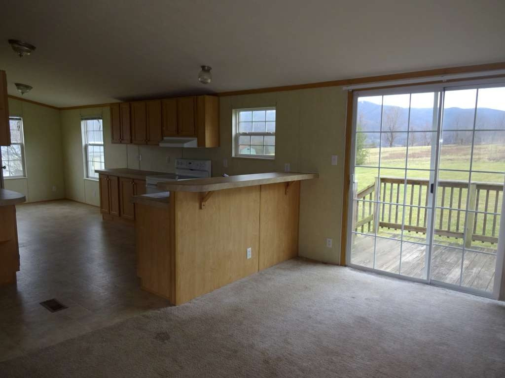 199 Panhandle Road Elizabethton, TN 37643 - Photo 4 of 26 Photo 4