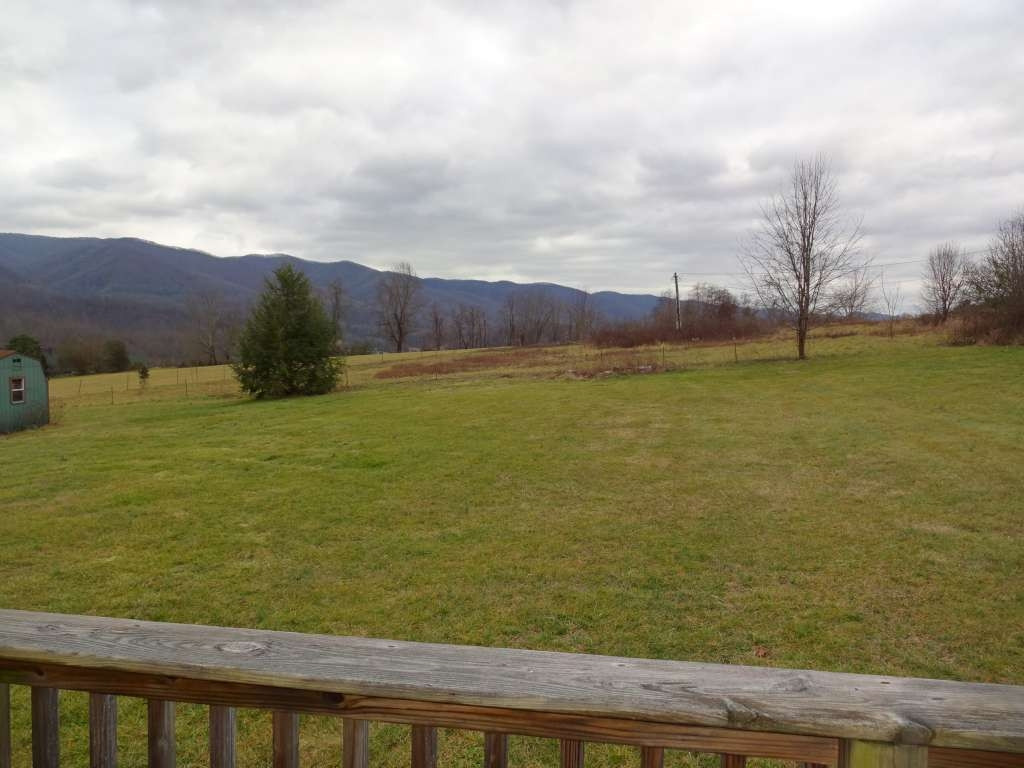 199 Panhandle Road Elizabethton, TN 37643 - Photo 6 of 26 Photo 6