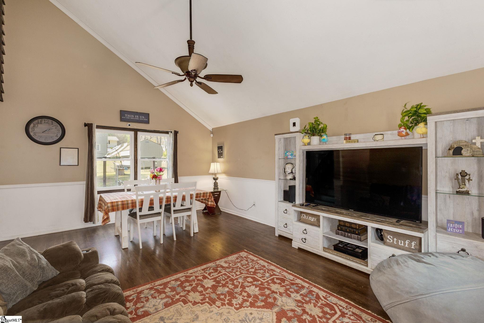 926 Smith Grove Road Easley, SC 29640 - Photo 6 of 20