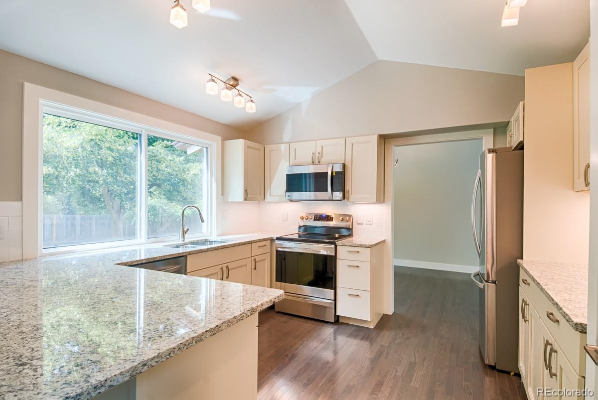 6898 Harvest Road Boulder, CO 80301 - Photo 14 of 35 Gallery Image 14