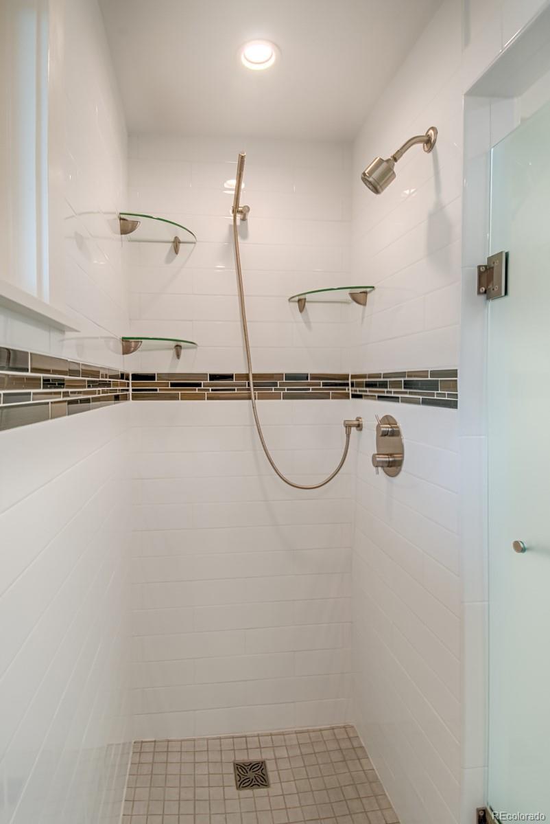 6898 Harvest Road Boulder, CO 80301 - Photo 19 of 35 Gallery Image 19