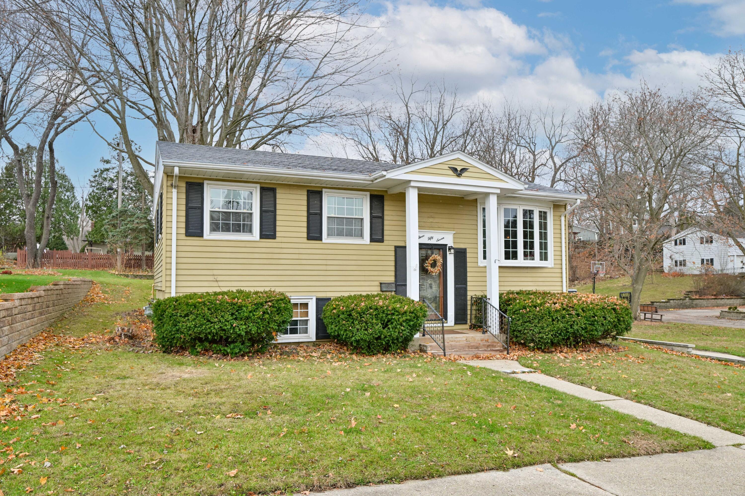 357 North Kendrick Avenue Burlington, WI 53105 - Photo 33 of 42 DSC_ (2)