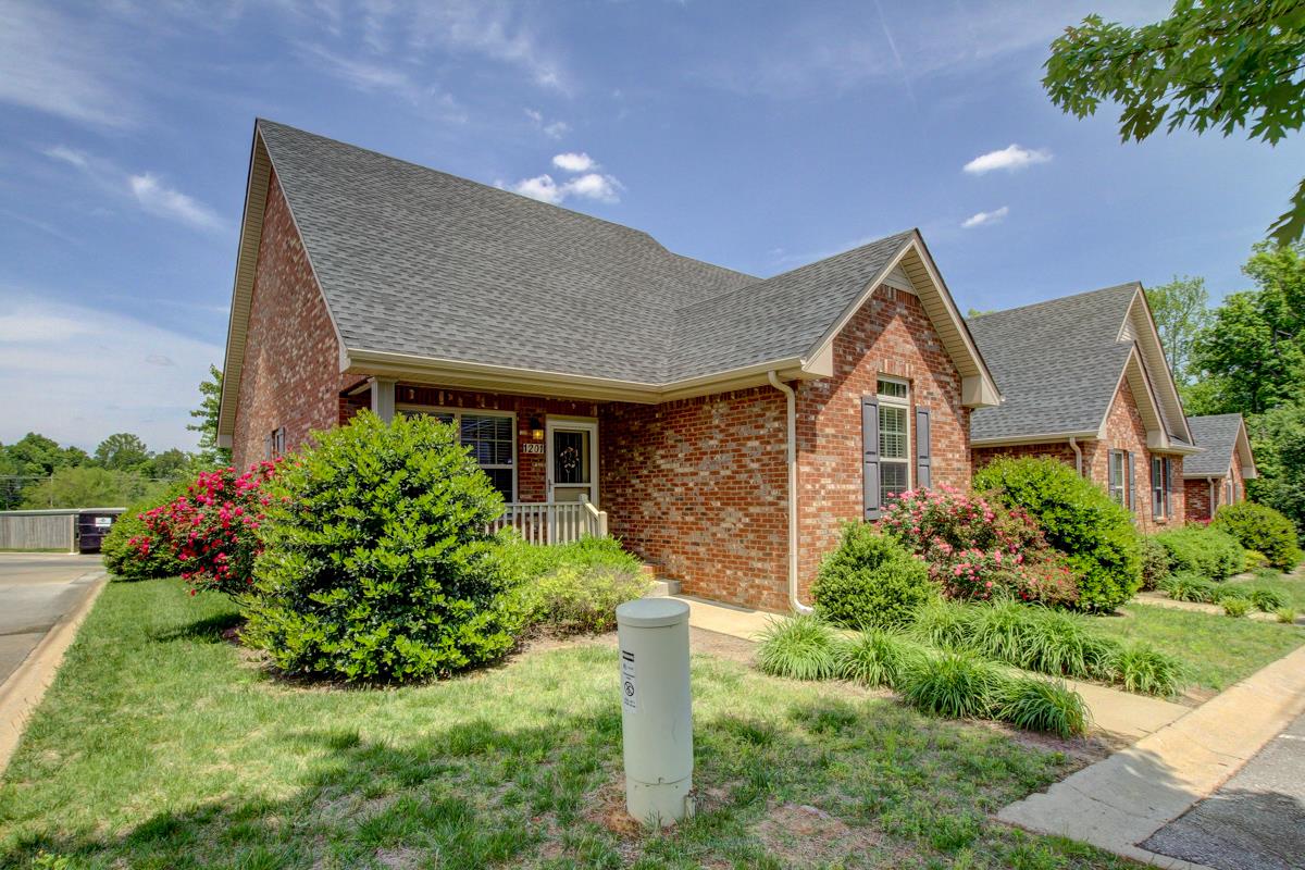 135 Excell Road, Unit 1201 Clarksville, TN 37043 - Photo 2 of 30 Gallery Image 2