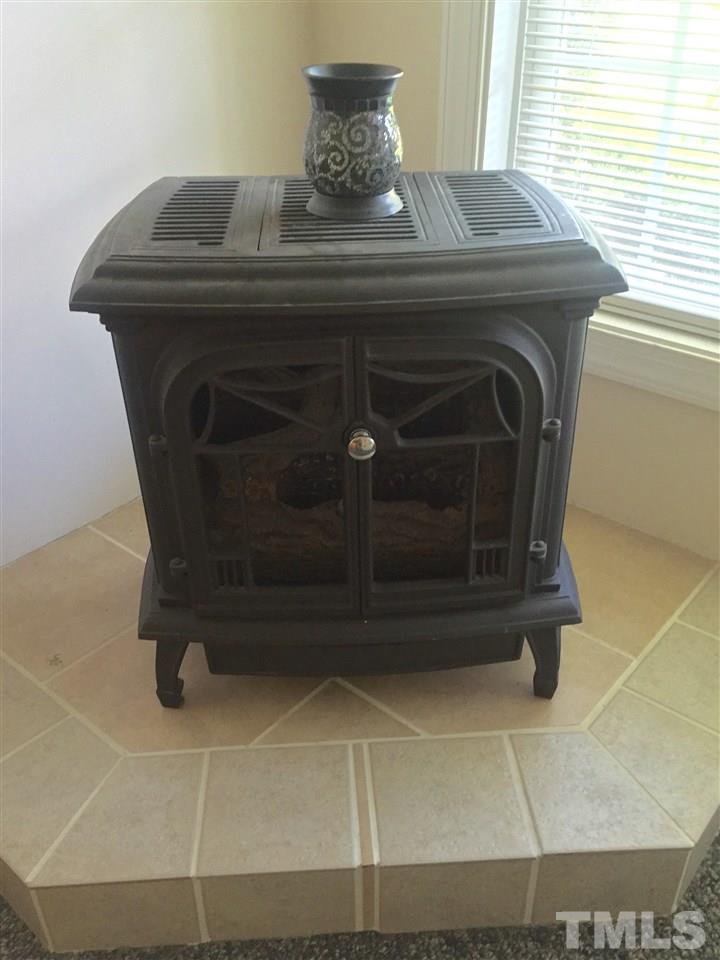 1708 Johnson Road Burlington, NC 27217 - Photo 9 of 25 Gallery Image 9