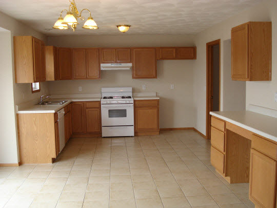 10103 Lismore Road Roscoe, IL 61073 - Photo 4 of 11 Gallery Image 4