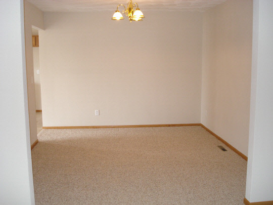 10103 Lismore Road Roscoe, IL 61073 - Photo 7 of 11 Gallery Image 7