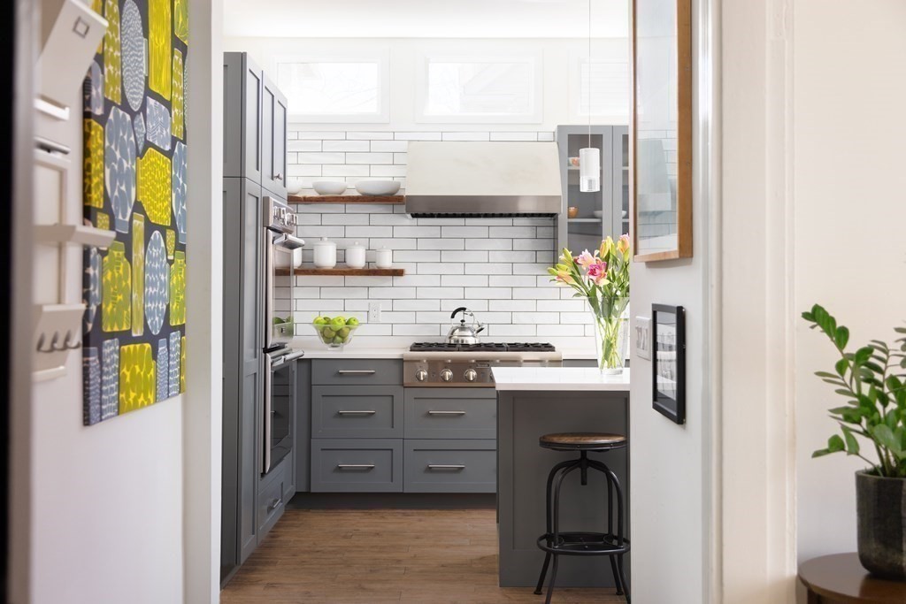 85 Toxteth Street Brookline, MA 02446 - Photo 8 of 20 Gallery Image 8