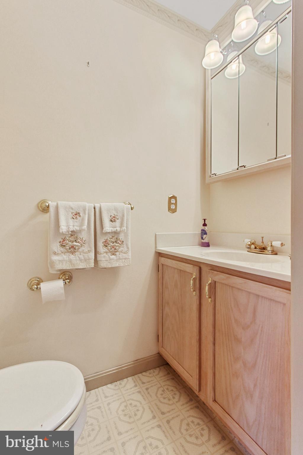 910 Church Road York, PA 17404 - Photo 14 of 28 Gallery Image 14