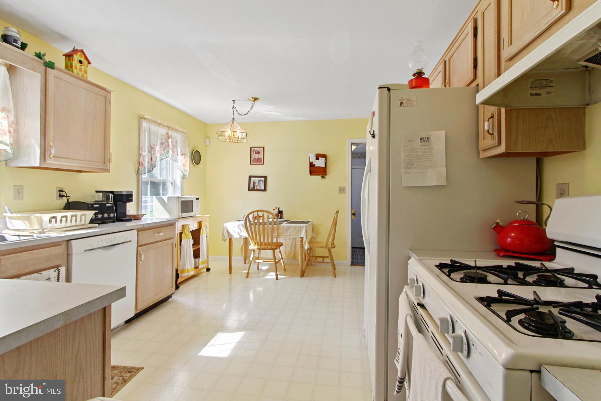 910 Church Road York, PA 17404 - Photo 8 of 28 Gallery Image 8