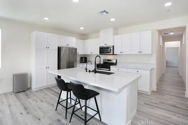 $660,000 | 4067 Summer, Corona, CA 92883