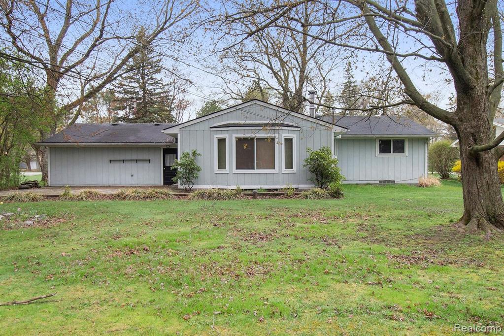 3708 West Maple Road Wixom, MI 48393 - Photo 27 of 30